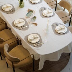 מפת שולחן גקארד דמוי פשתן אבישג - לבן כסף