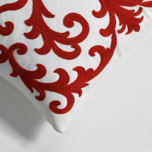 כרית נוי רקומה גרנדה - אדום